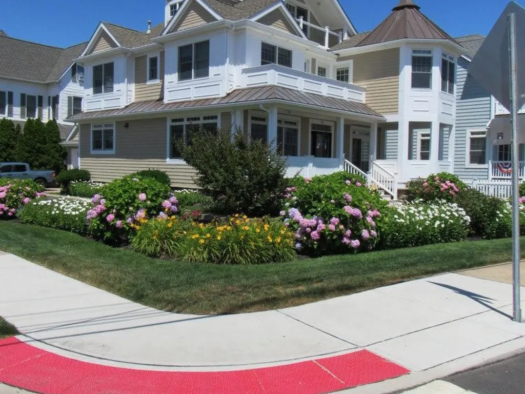 Corner view house