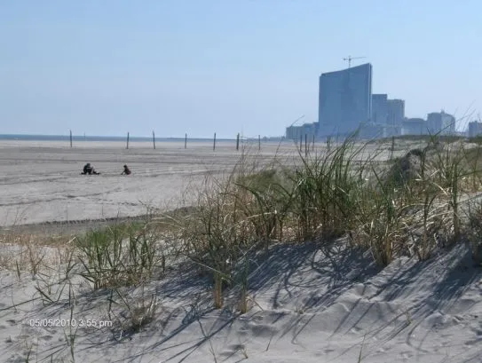 35th Street Beach Looking South.