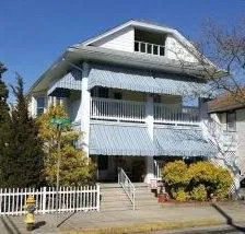 801 Delancey