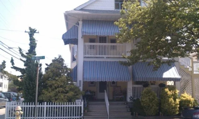 801 Delancey